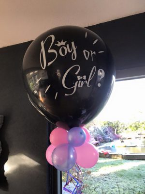 gender reveal ballon